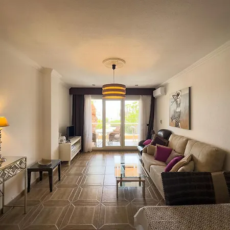 Beachfront Primera Linea 1-05 Apartment *