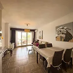 Appartement Beachfront Primera Linea 1-05